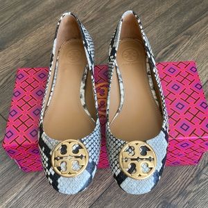 Tory Burch ballet flat size 6